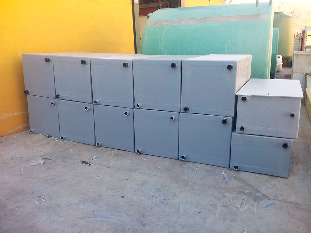 Cajones a medida Poliéster AguaDep