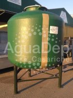 Depósitos Verticales con Patas Metálicas